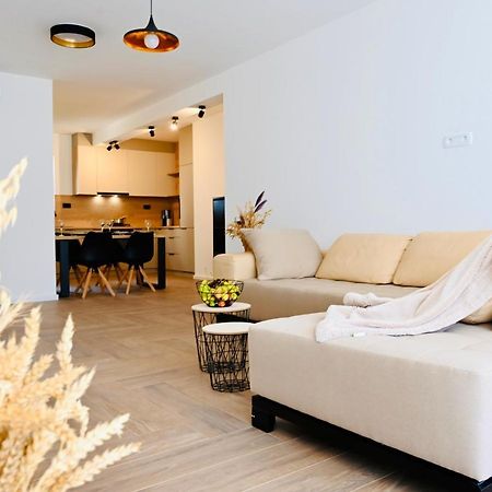 Adorable Holiday Apartment มาลินสกา ภายนอก รูปภาพ