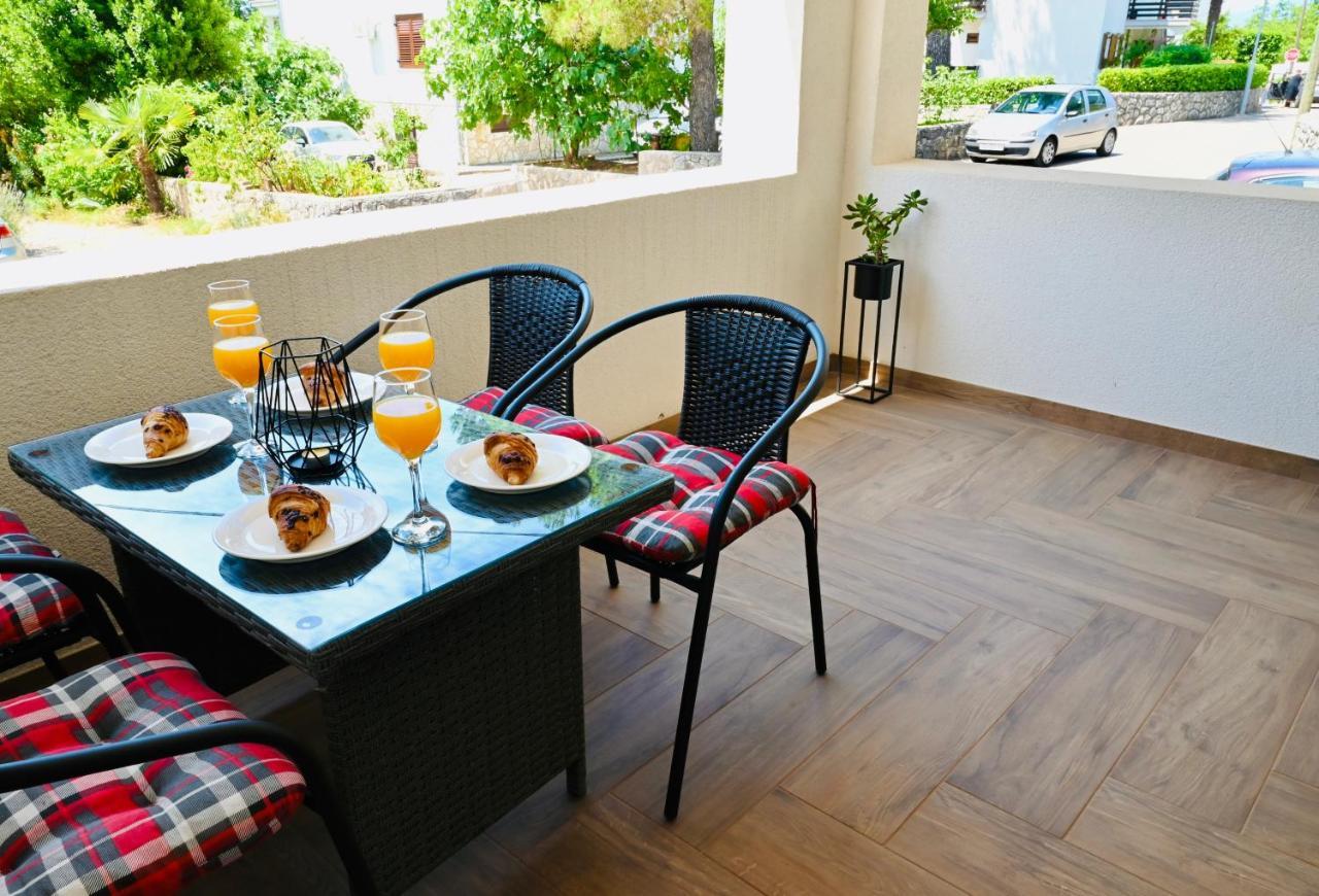 Adorable Holiday Apartment มาลินสกา ภายนอก รูปภาพ